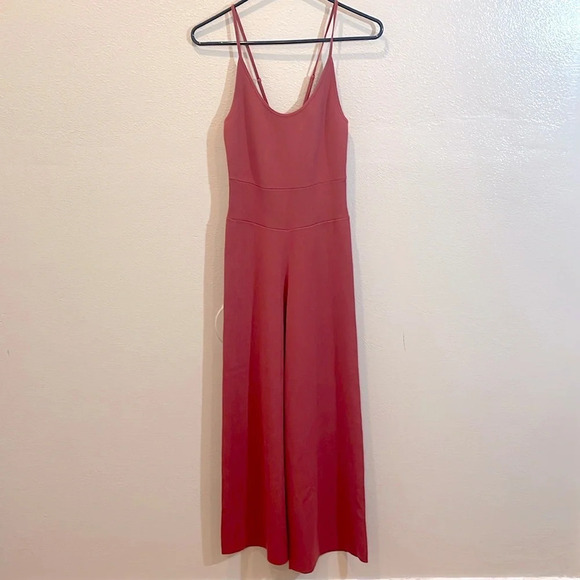 Silas Crop Wide-leg Jumpsuit In Lipstick small/petite - Picture 3 of 7